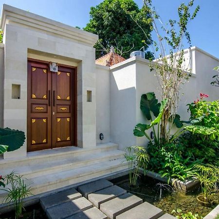 Kesari Haven Villa Sanur  Exterior photo